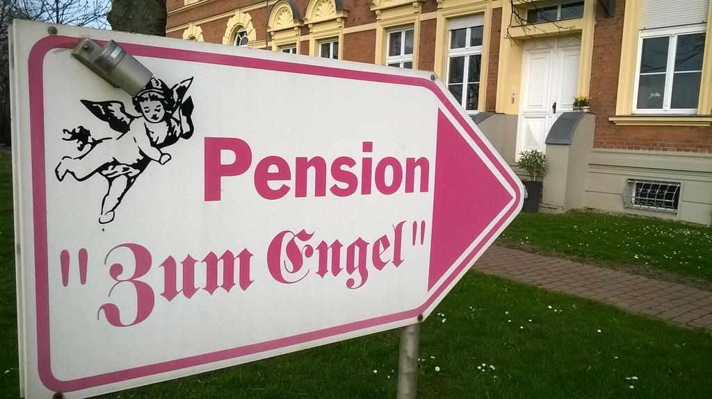 Pension Zum Engel Hotel Maagdenburg Buitenkant foto